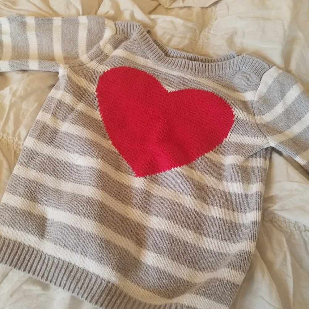 !!SOLD!! Girls heart sweater